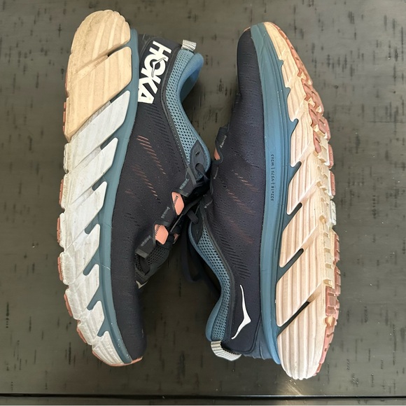 Hoka One One Women’s Gaviota 3 Running Shoes - Picture 2 of 7